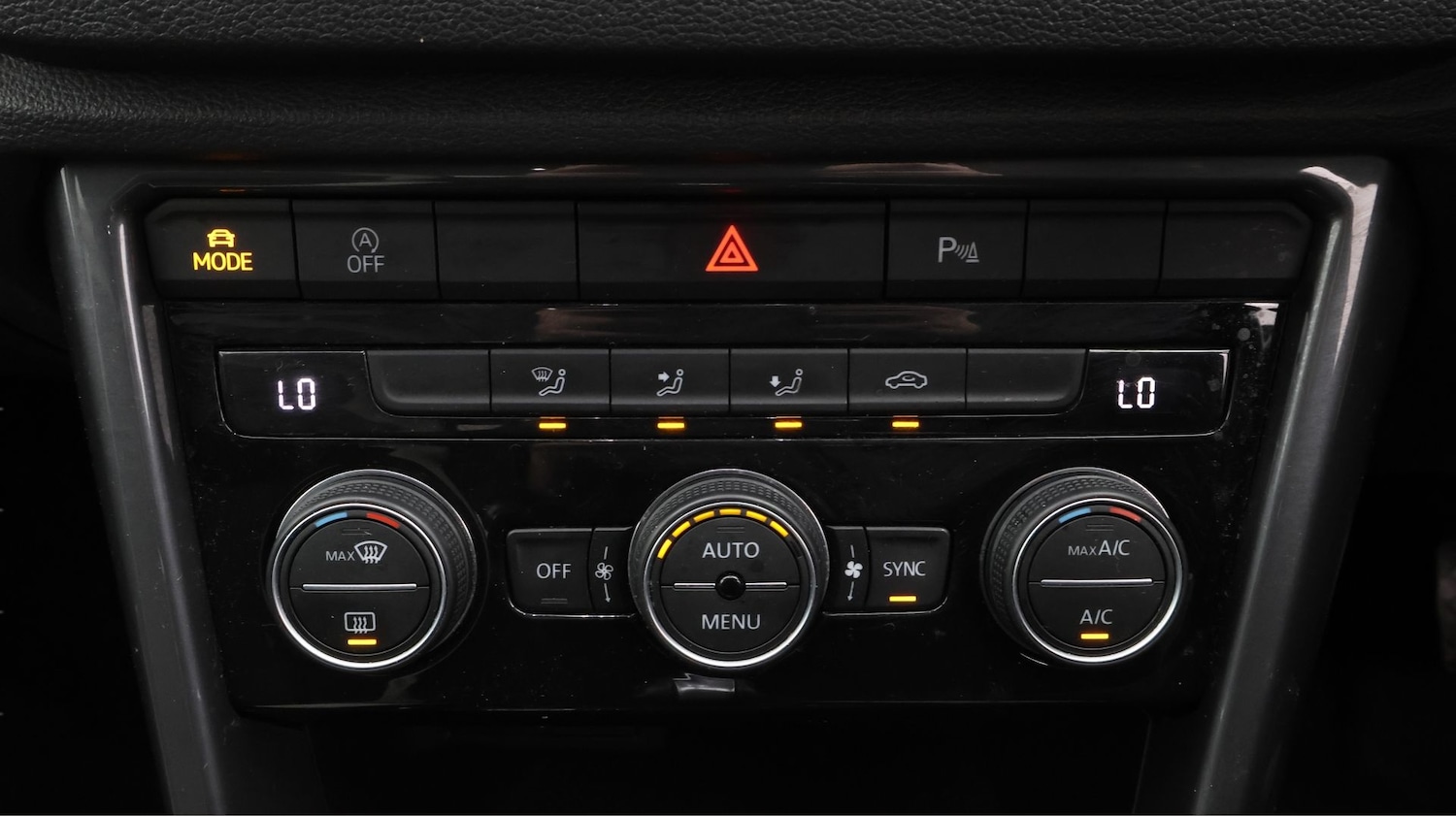 Used Volkswagen T-Roc 2021 for sale - 77750312: Photo 12