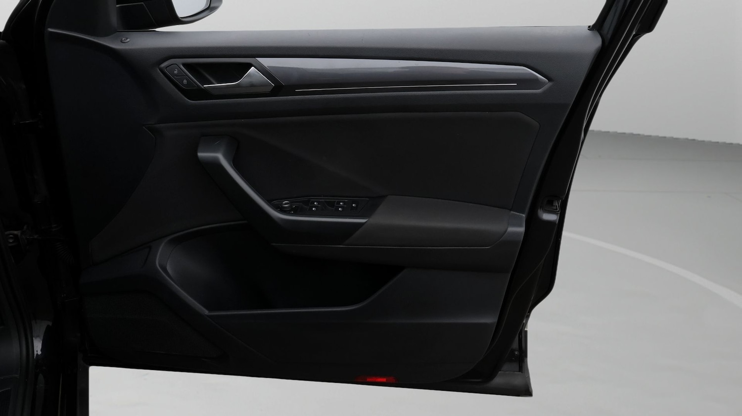 Used Volkswagen T-Roc 2021 for sale - 77750312: Photo 15