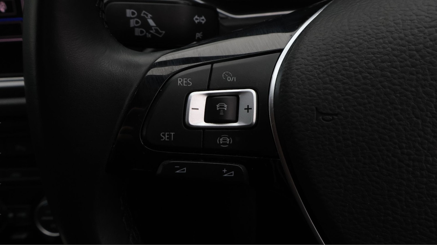 Used Volkswagen T-Roc 2021 for sale - 77750312: Photo 23