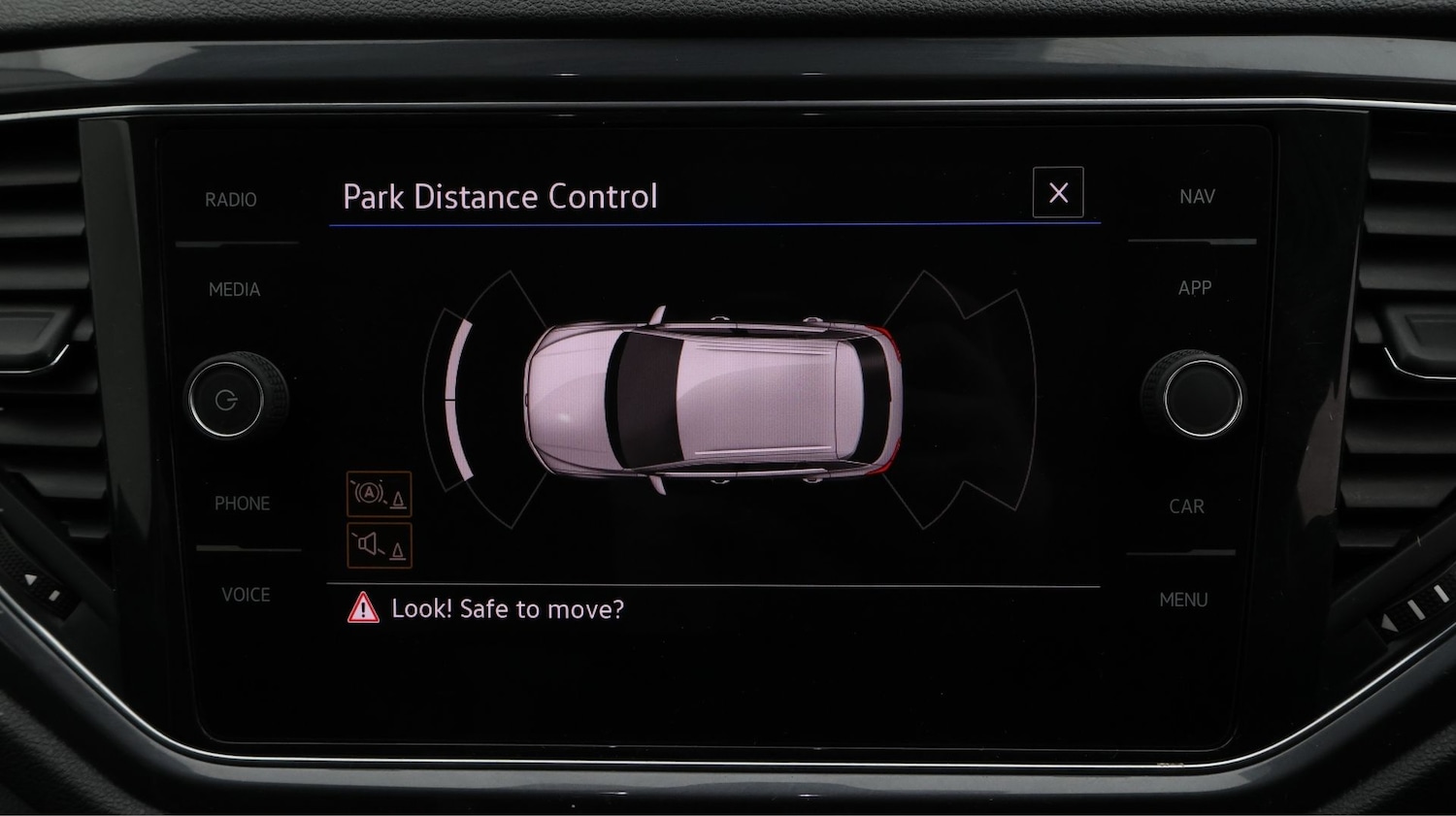 Used Volkswagen T-Roc 2021 for sale - 77750312: Photo 24