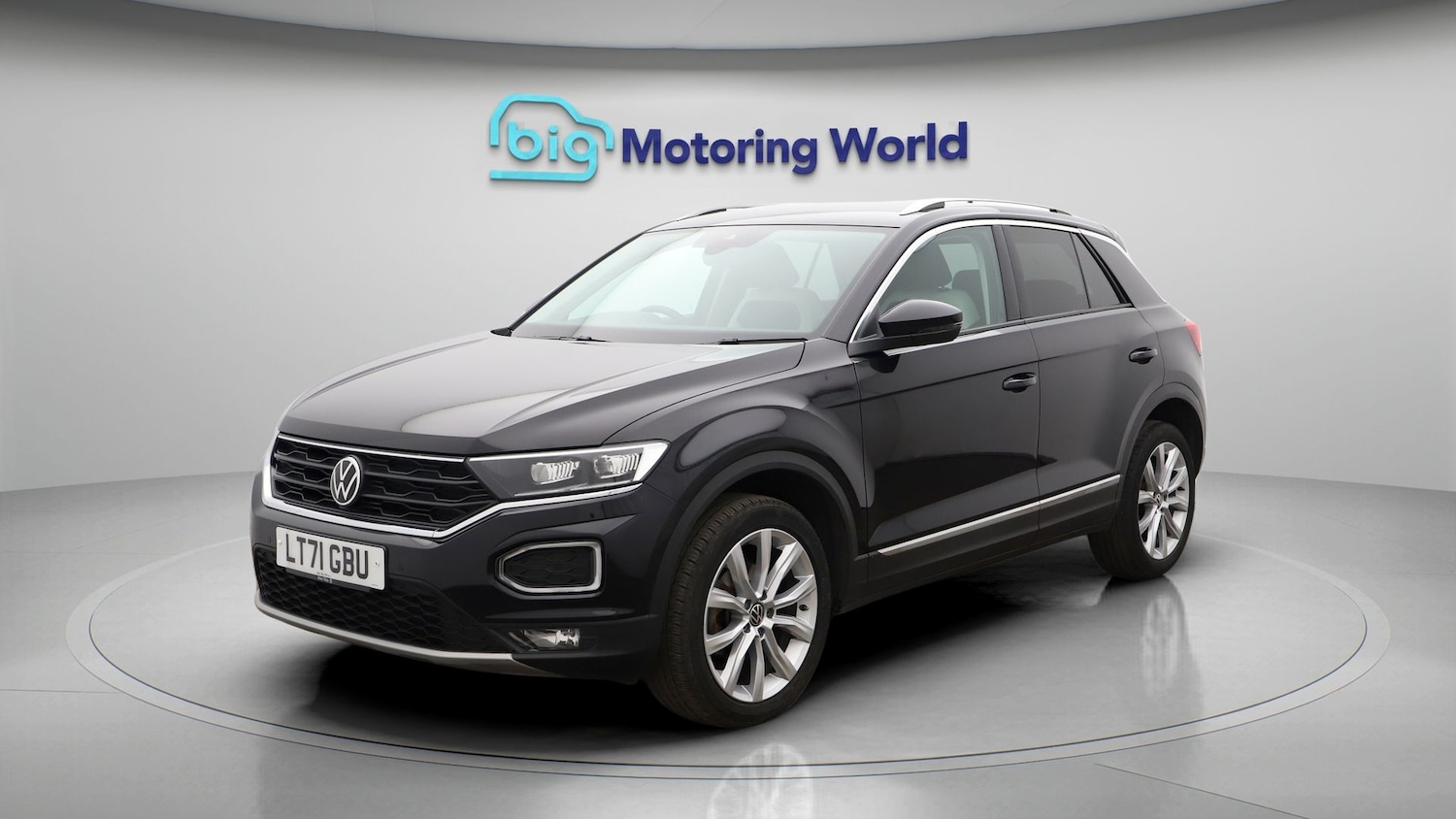 Used Volkswagen T-Roc 2021 for sale - 77750312: Photo 3