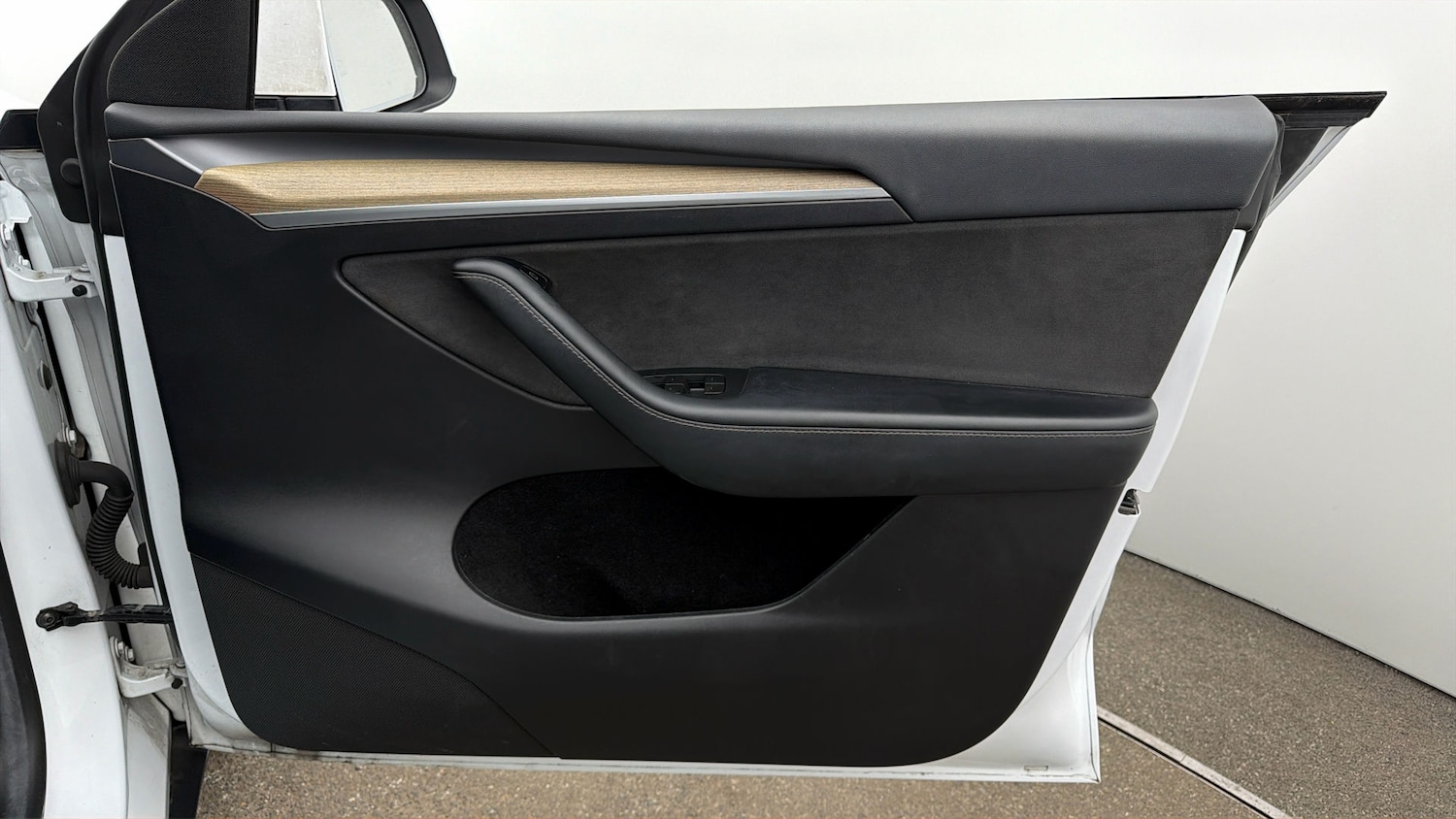 Used Tesla Model Y 2023 for sale - 77848540: Photo 14