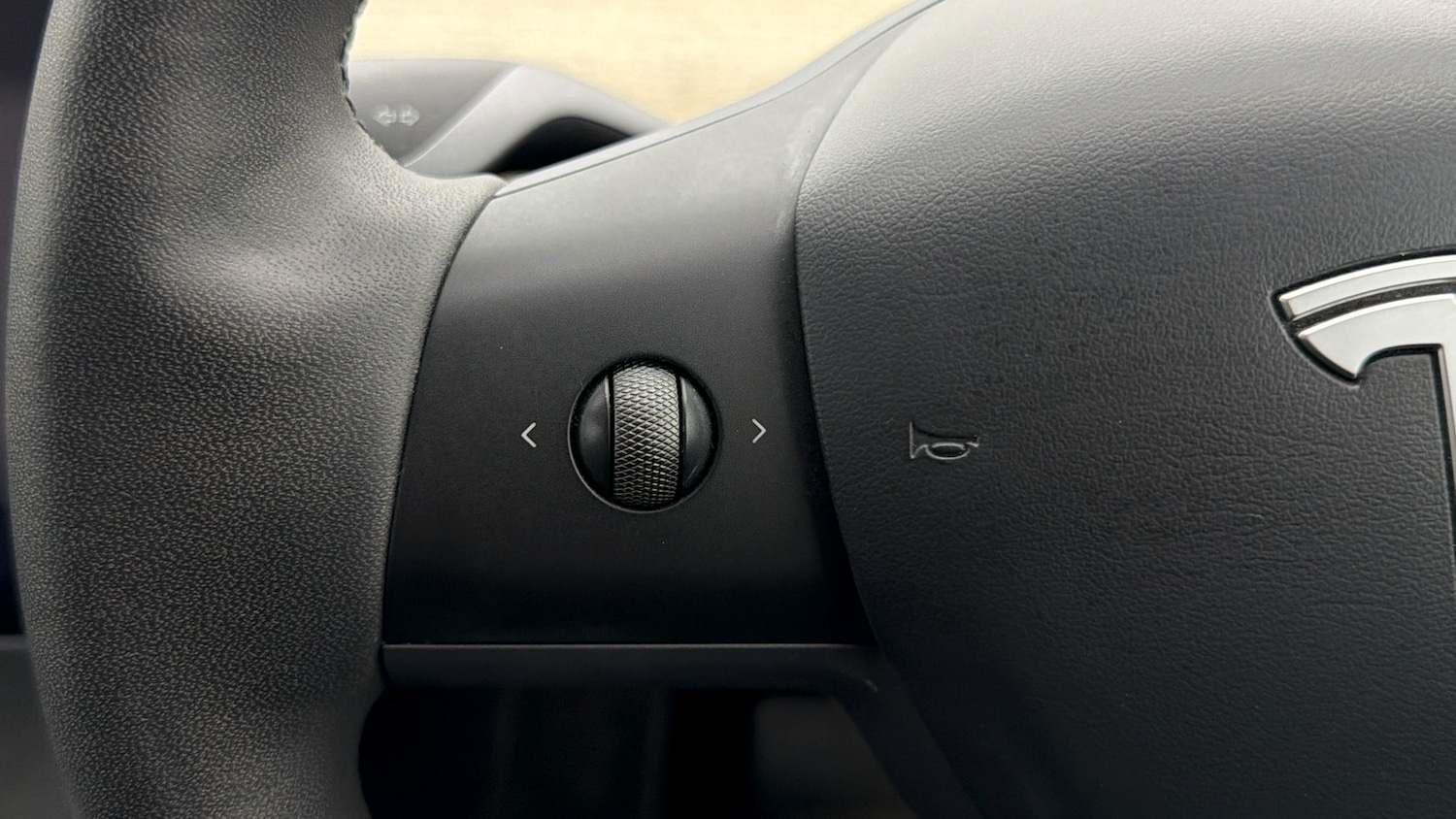 Used Tesla Model Y 2023 for sale - 77848540: Photo 20