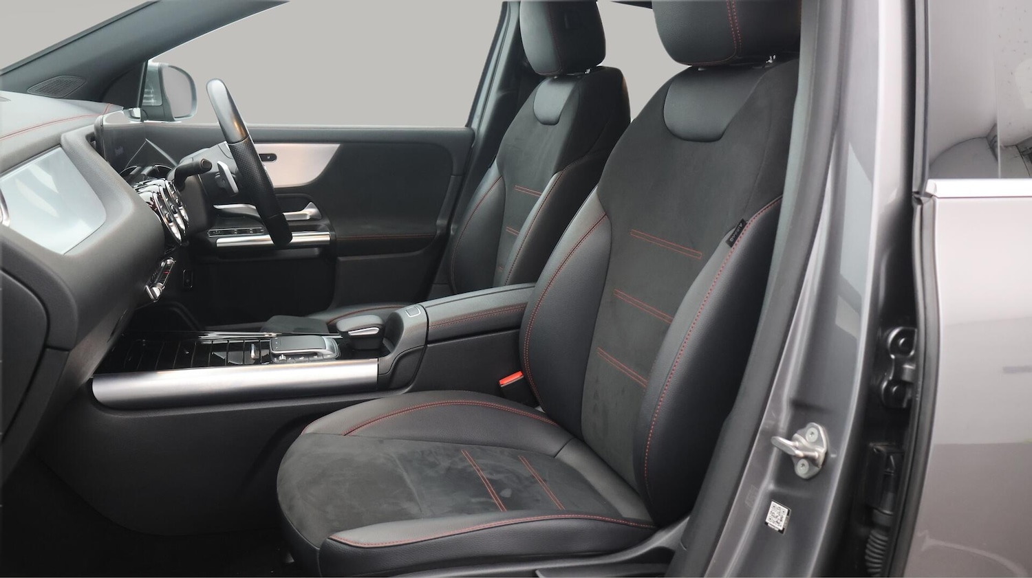 Used Mercedes-Benz EQA 2022 for sale - 76572949: Photo 15