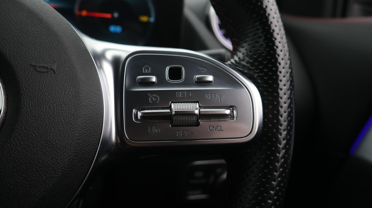 Used Mercedes-Benz EQA 2022 for sale - 76572949: Photo 26