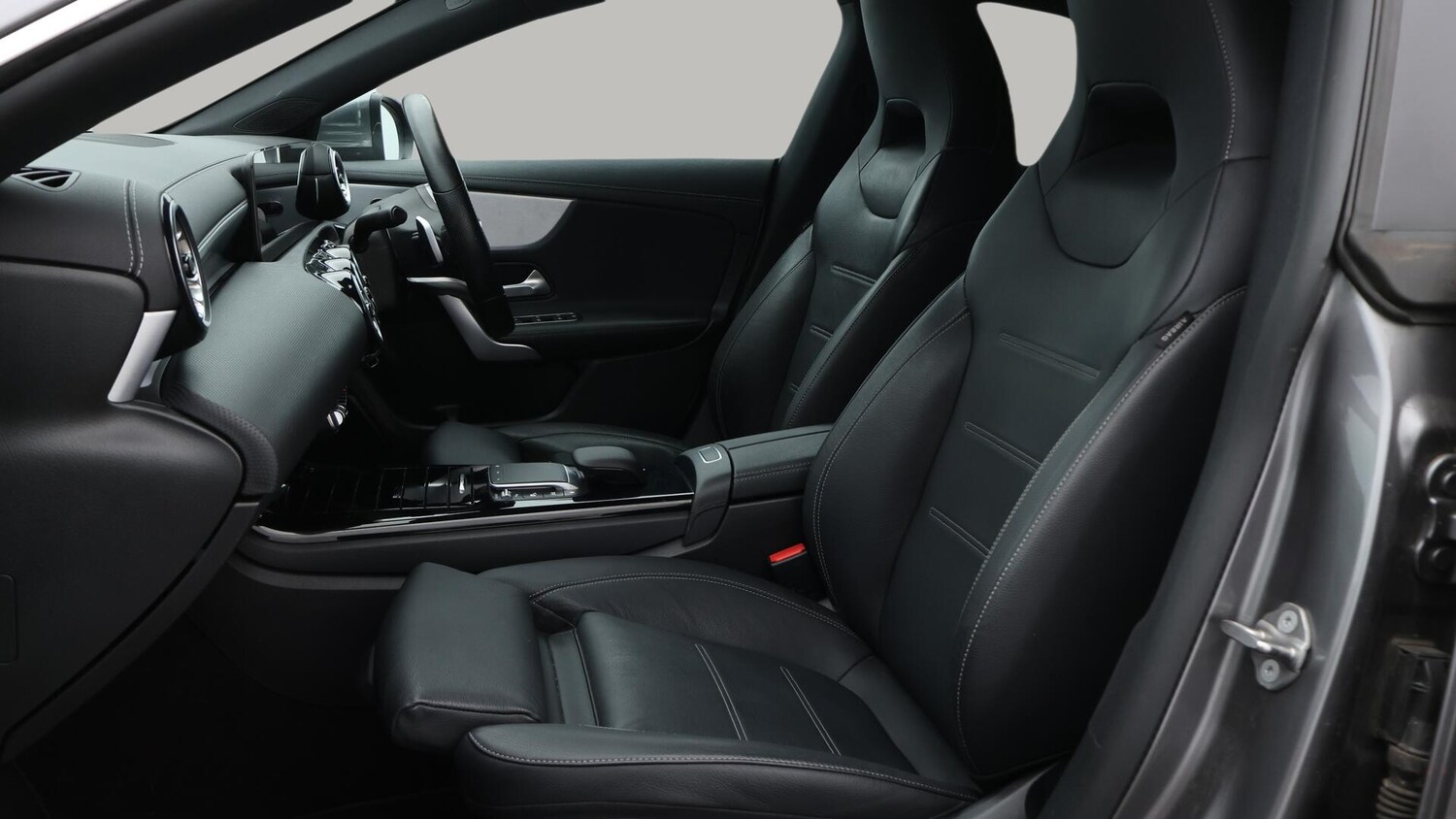 Used Mercedes-Benz CLA 2021 for sale - 75949541: Photo 15