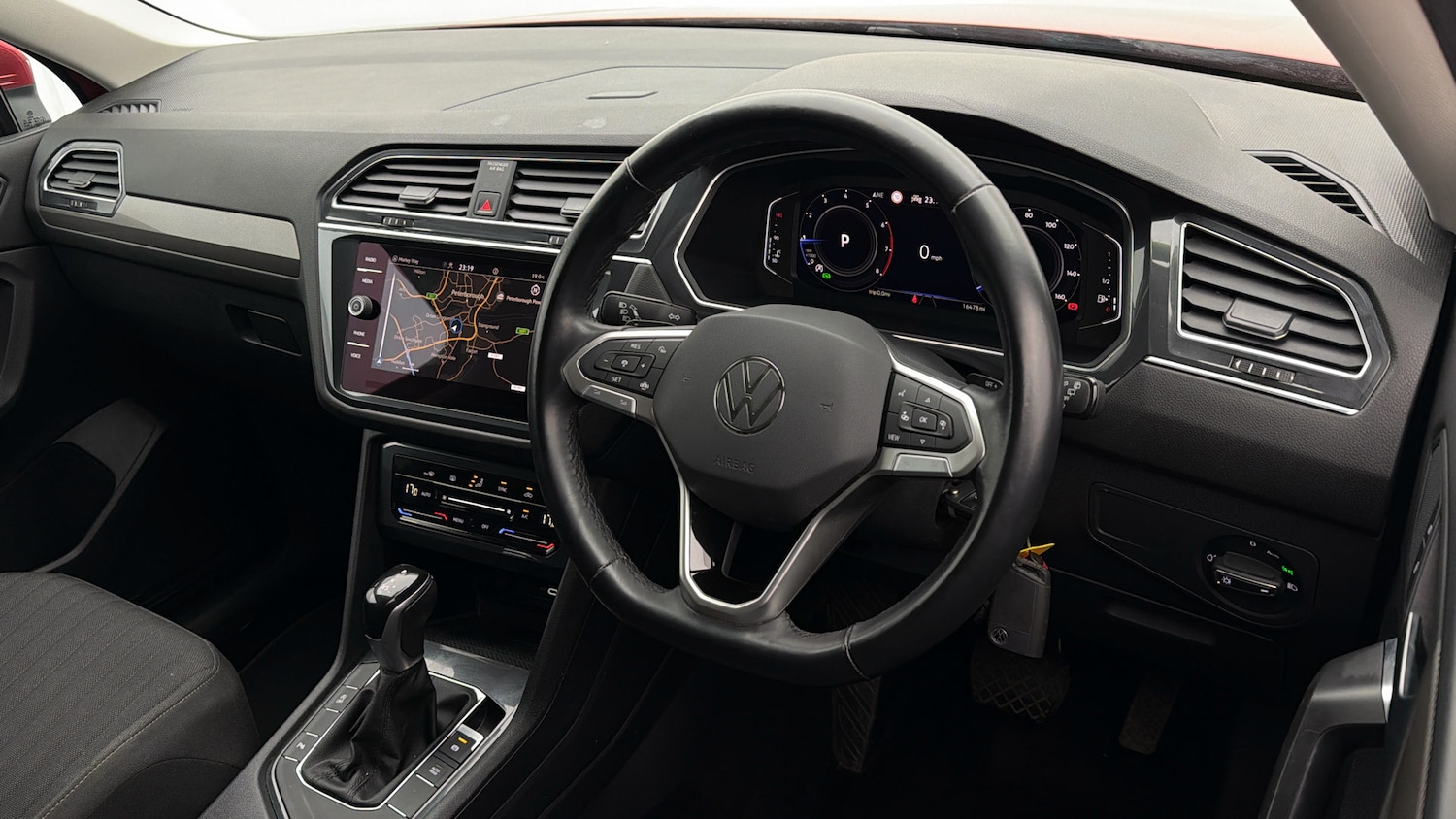 Used Volkswagen Tiguan Allspace 2023 for sale - 77930551: Photo 4