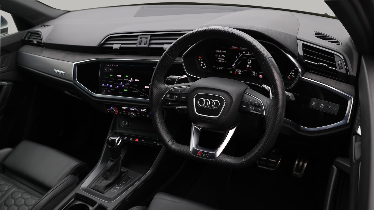 Used Audi RS Q3 2022 for sale - 76633389: Photo 10