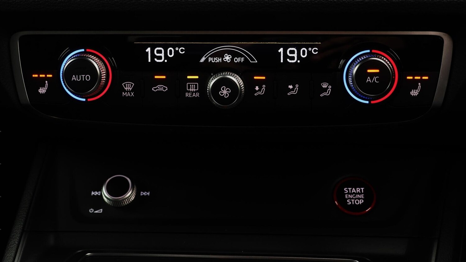 Used Audi RS Q3 2022 for sale - 76633389: Photo 13