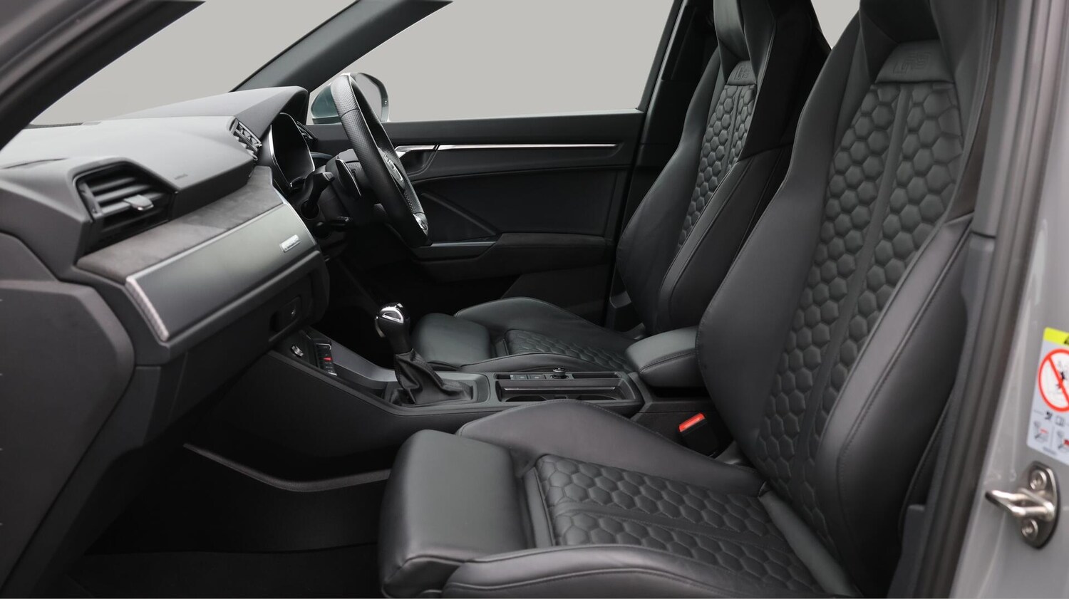 Used Audi RS Q3 2022 for sale - 76633389: Photo 15