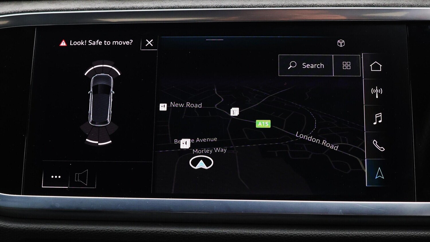 Used Audi RS Q3 2022 for sale - 76633389: Photo 25