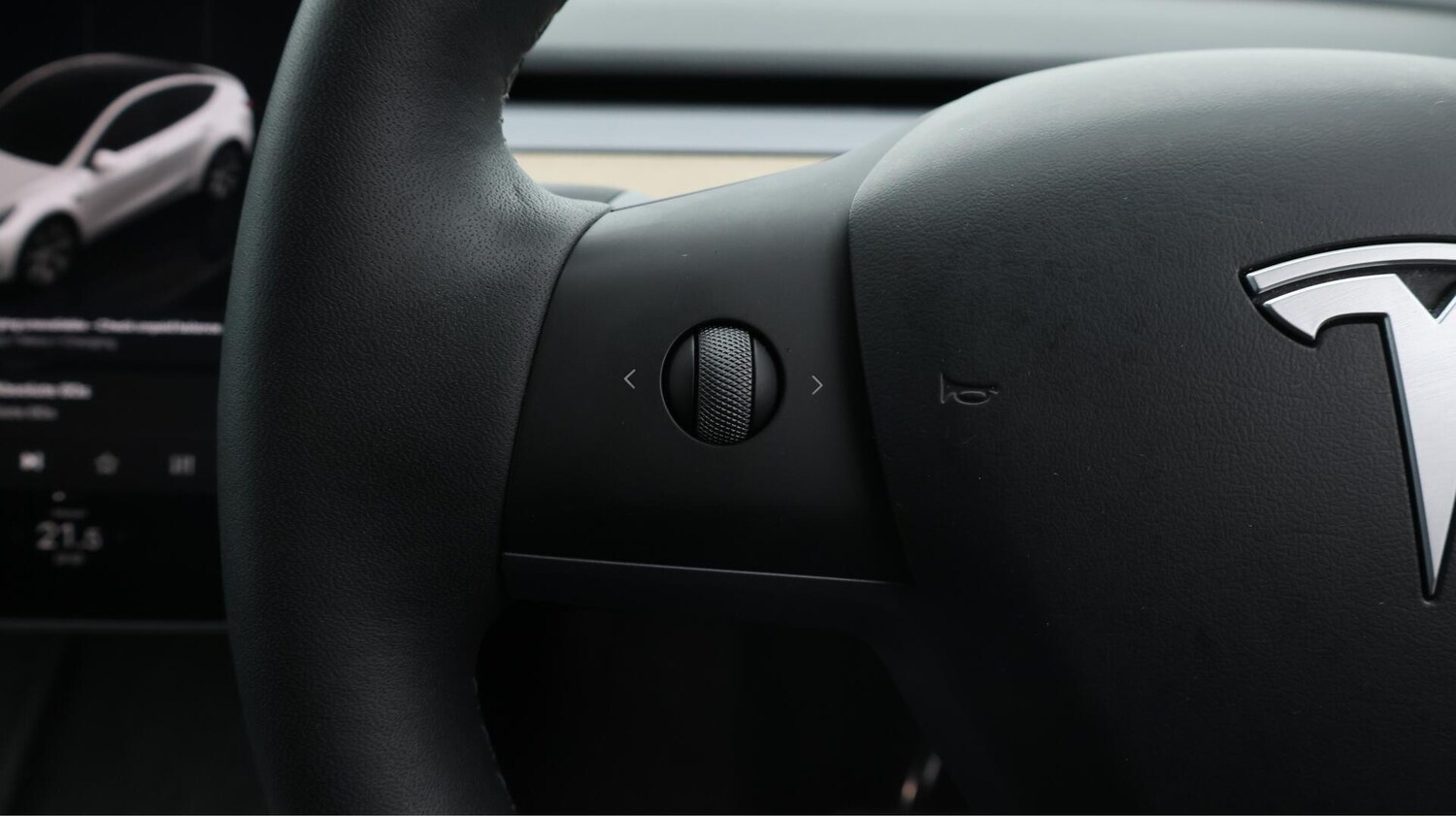 Used Tesla Model Y 2022 for sale - 76032736: Photo 26