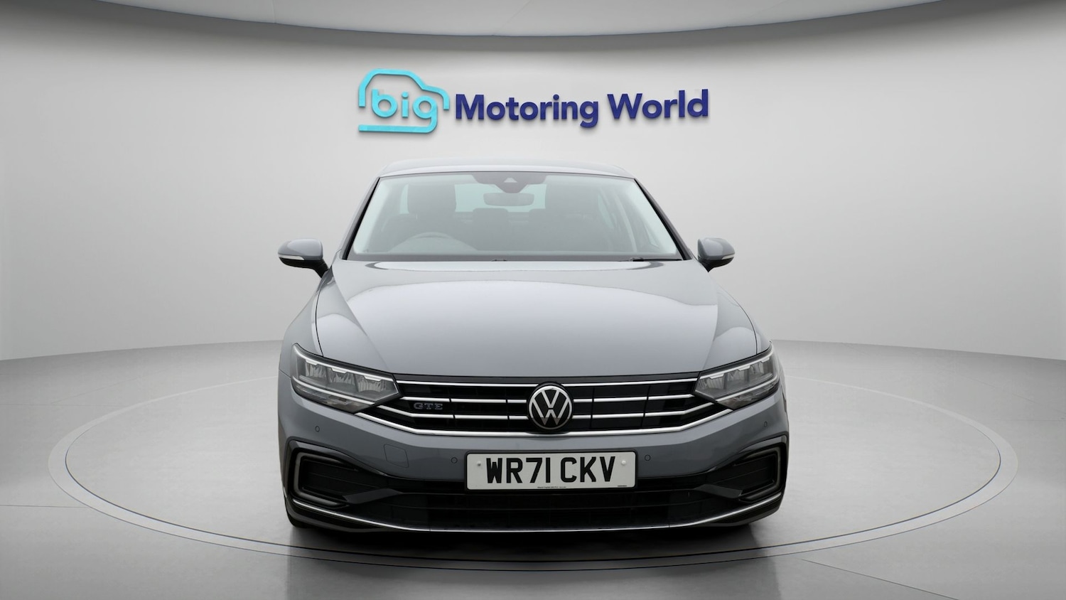 Used Volkswagen Passat 2021 for sale - 77666148: Photo 2
