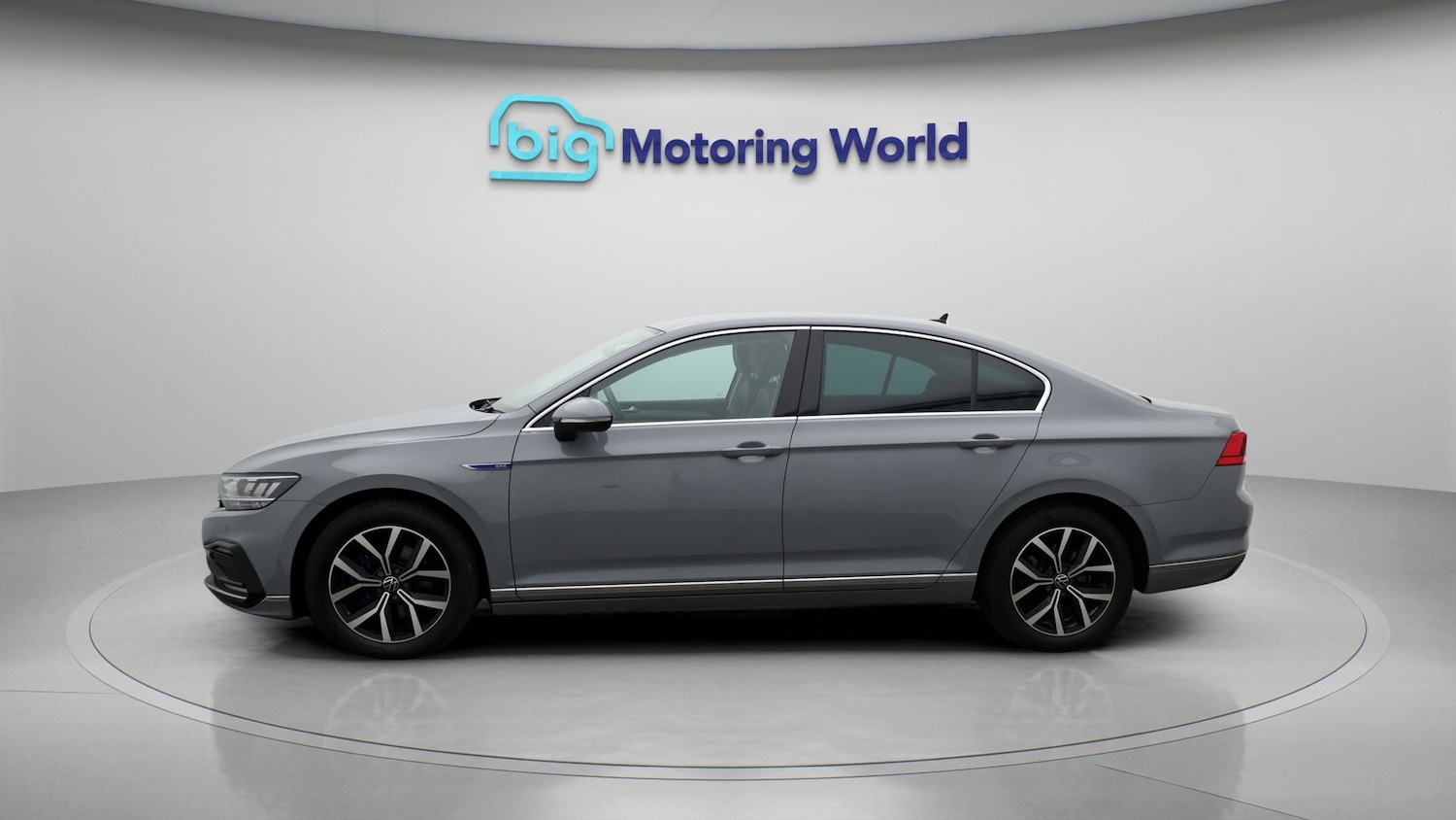 Used Volkswagen Passat 2021 for sale - 77666148: Photo 4