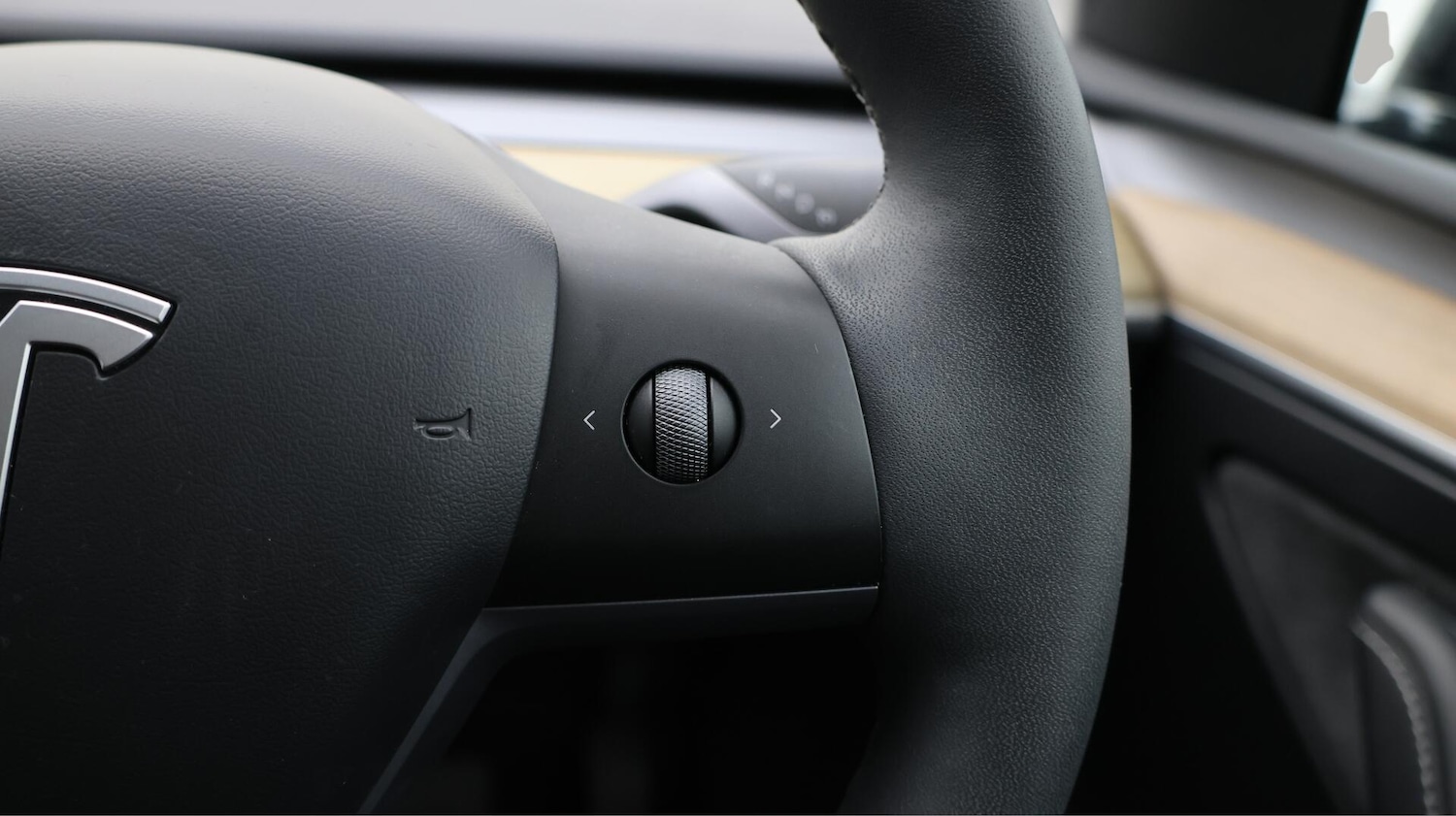 Used Tesla Model Y 2023 for sale - 76361405: Photo 25