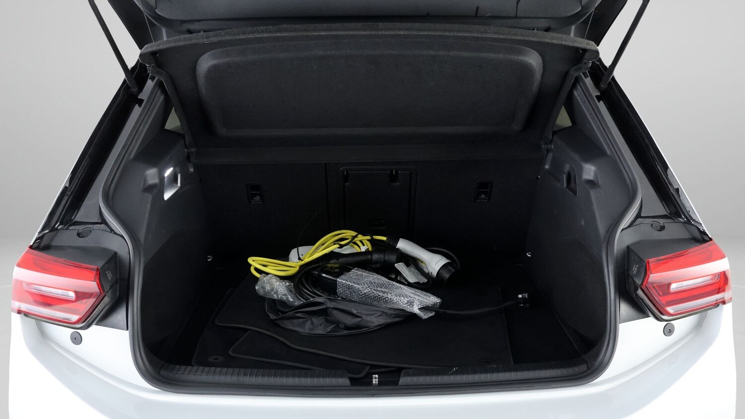 Used Volkswagen ID.3 2021 for sale - 77679301: Photo 16