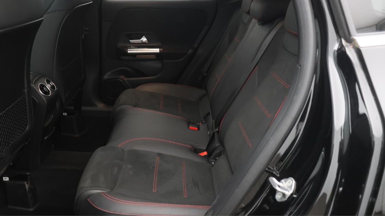 Used Mercedes-Benz GLA 2023 for sale - 76433314: Photo 17