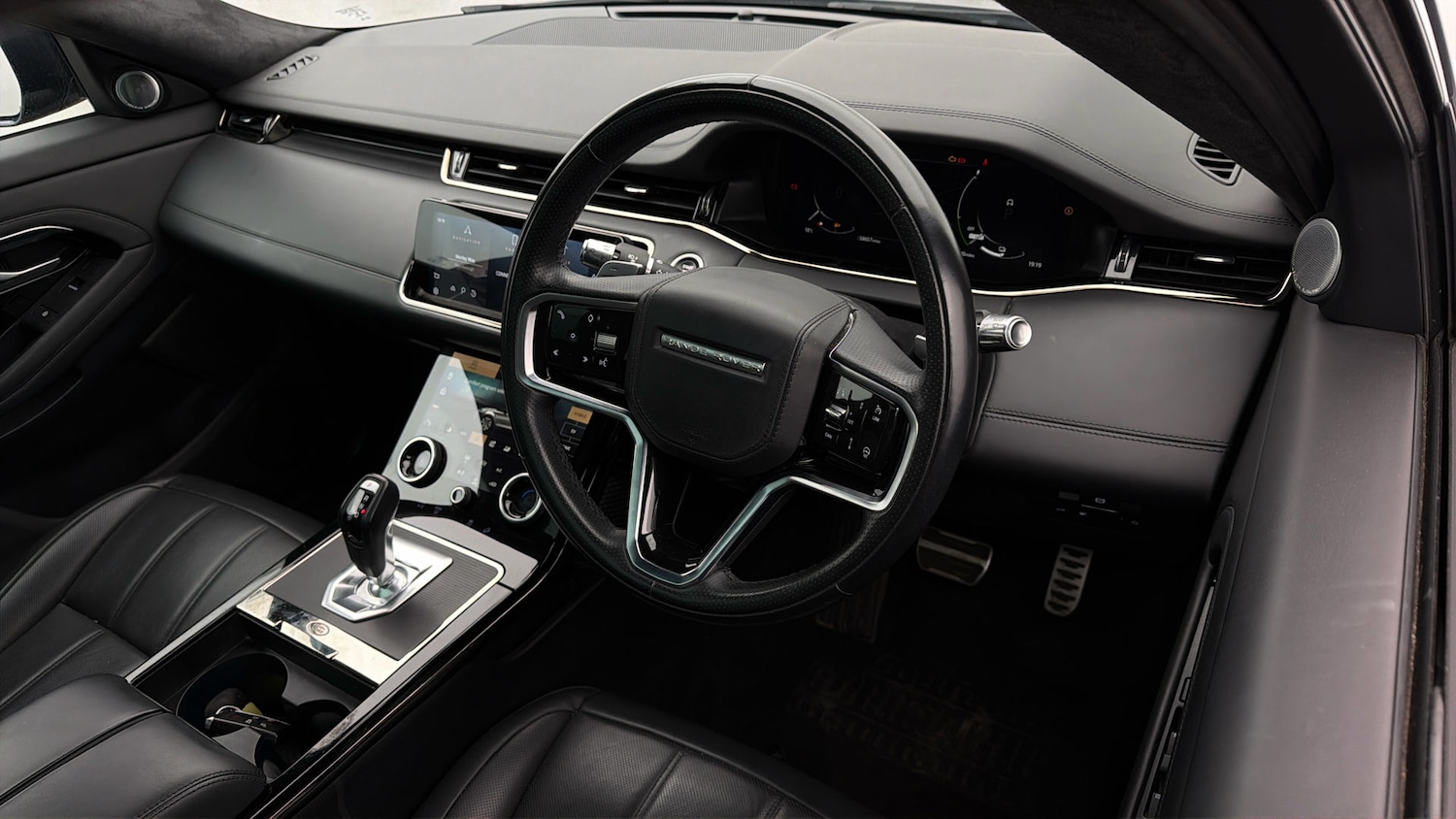 Used Land Rover Range Rover Evoque 2021 for sale - 77932489: Photo 9