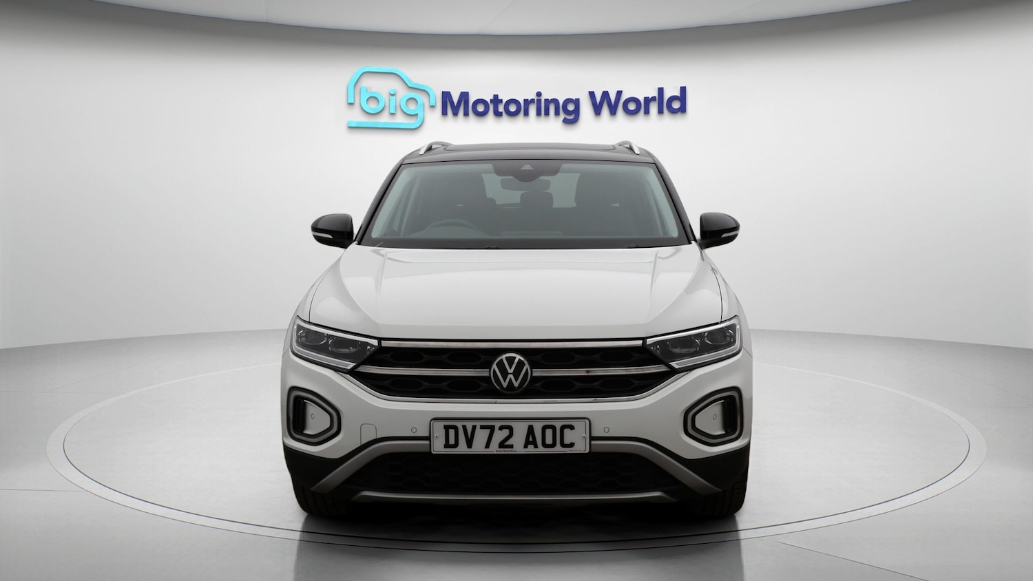 Used Volkswagen T-Roc 2022 for sale - 77846584: Photo 2