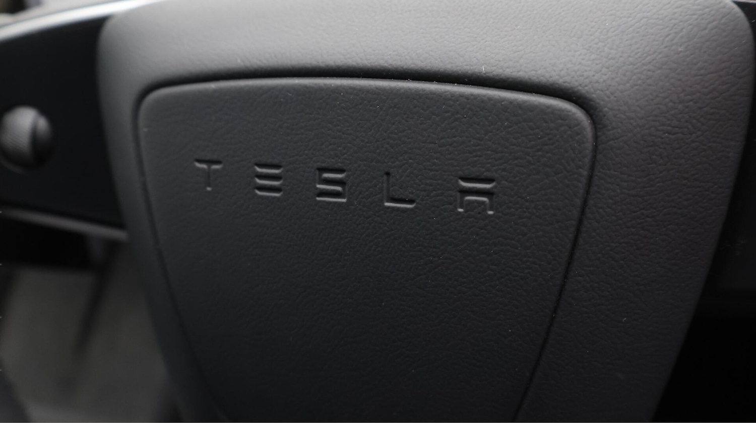 Used Tesla Model 3 2024 for sale - 76702345: Photo 22