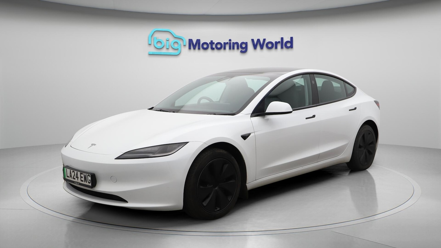 Used Tesla Model 3 2024 for sale - 76702345: Photo 4