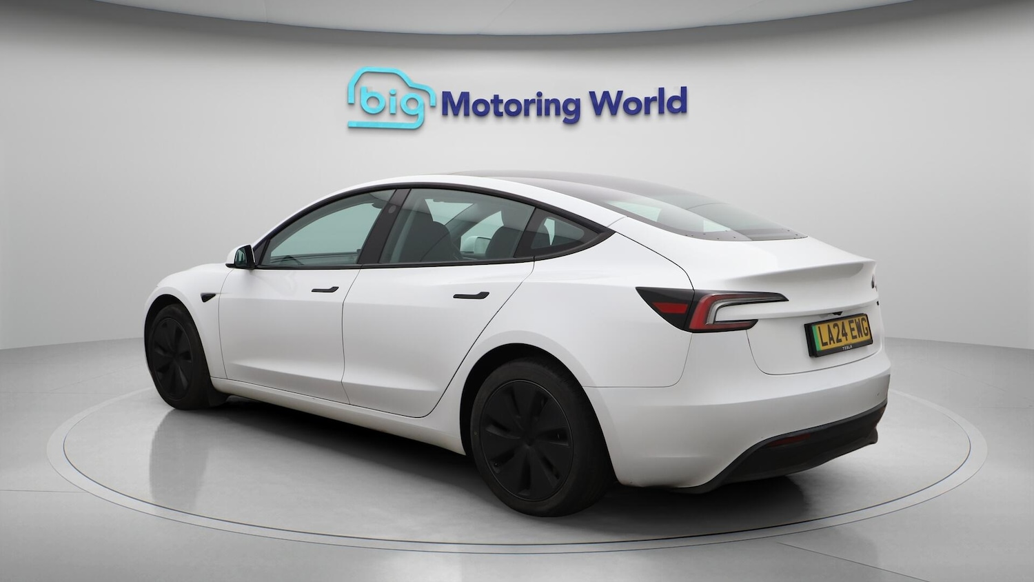 Used Tesla Model 3 2024 for sale - 76702345: Photo 6