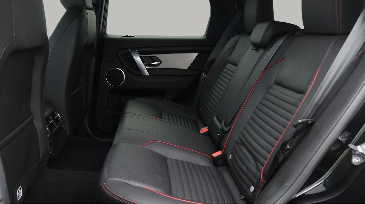 Used Land Rover Discovery Sport 2022 for sale - 76388142: Photo 17