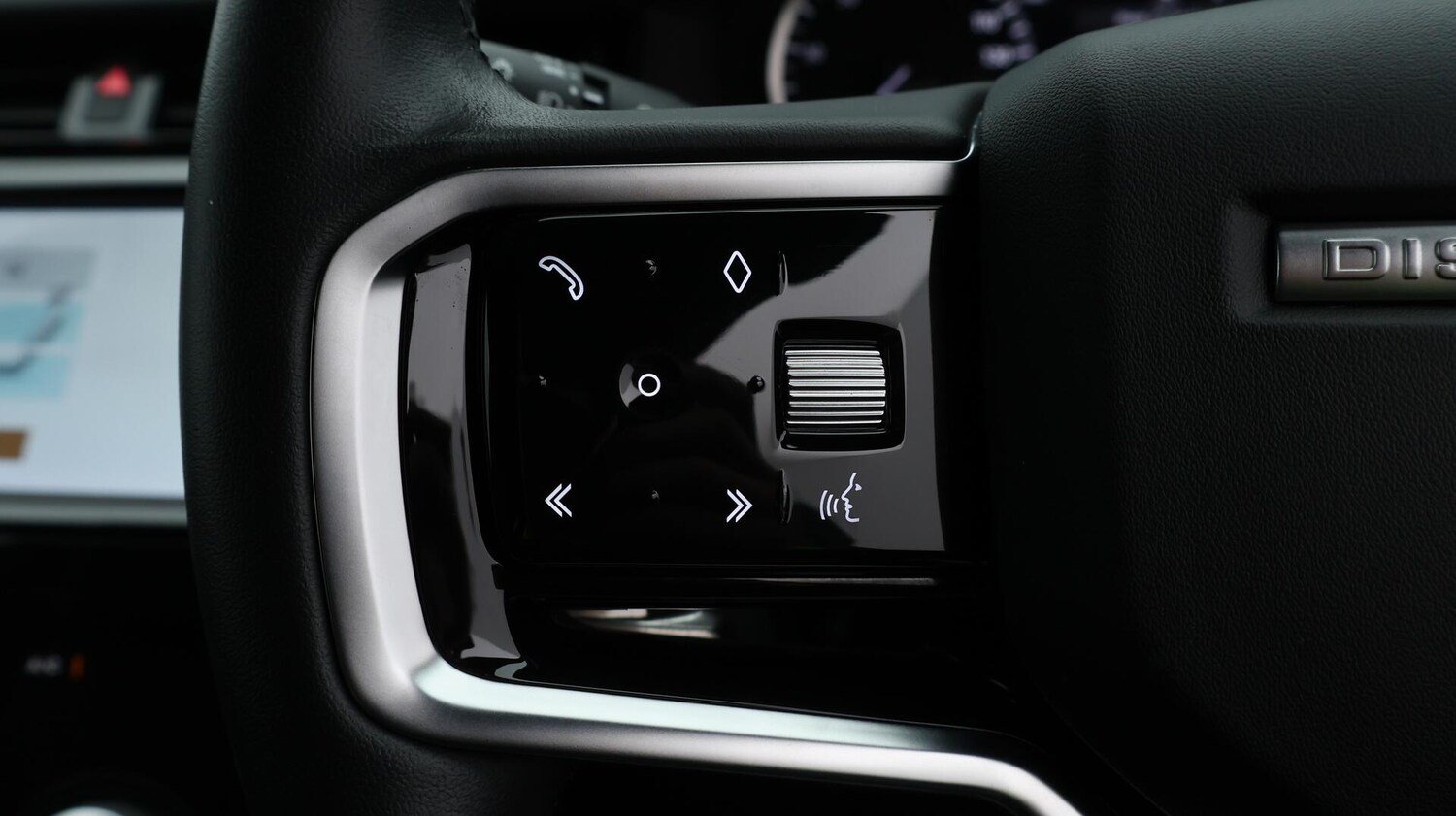 Used Land Rover Discovery Sport 2022 for sale - 76388142: Photo 23