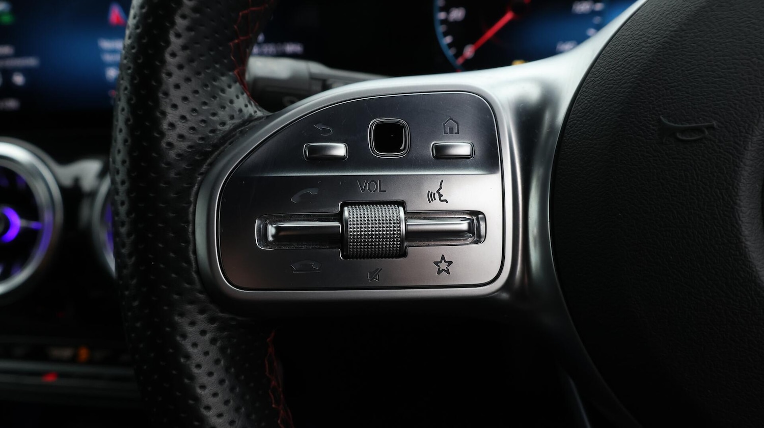 Used Mercedes-Benz EQA 2021 for sale - 76152366: Photo 18