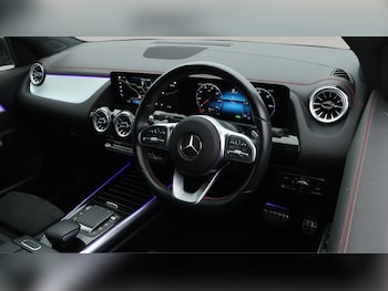 Used Mercedes-Benz EQA 2021 for sale - 76152366: Photo 3