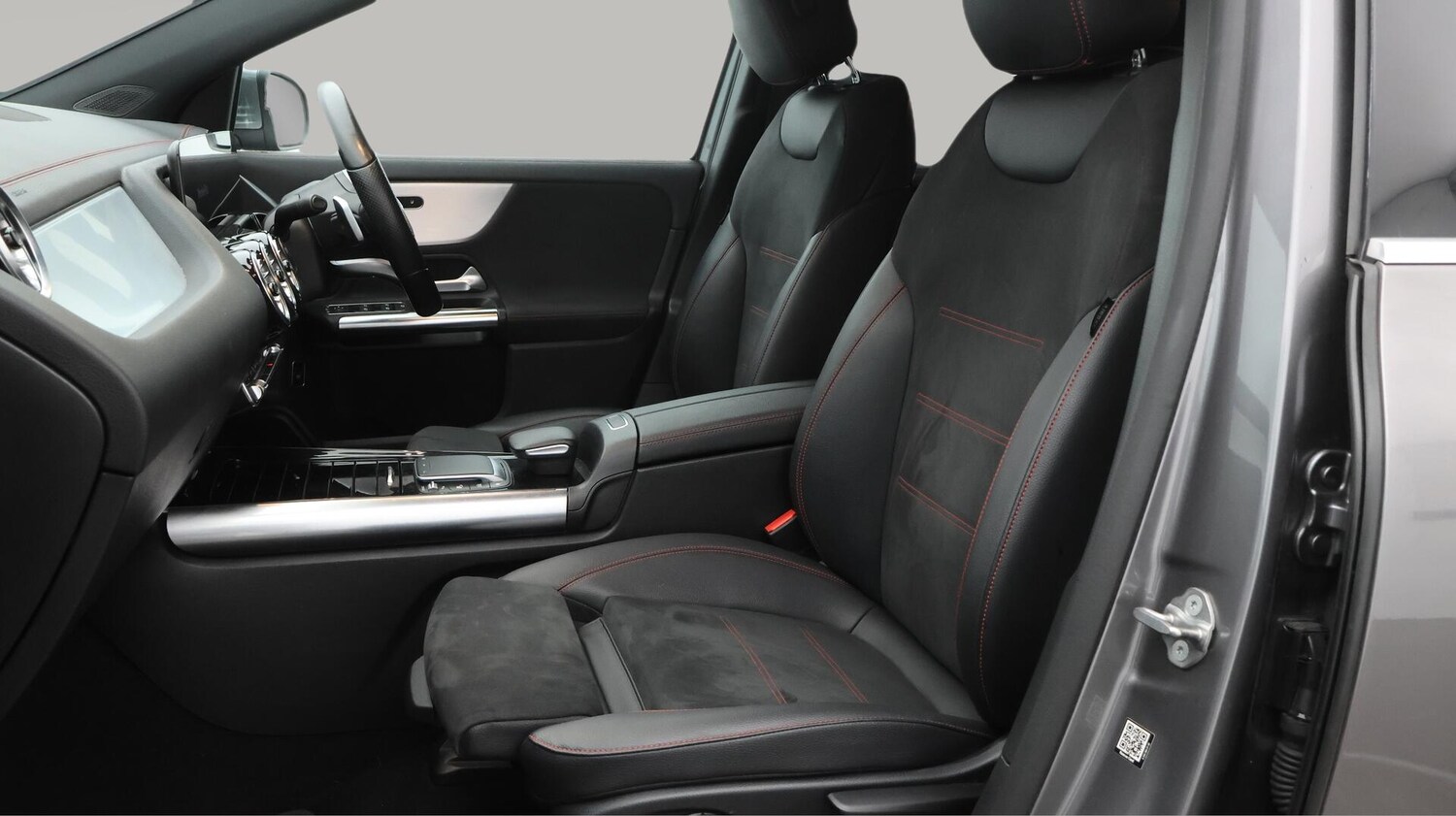 Used Mercedes-Benz EQA 2021 for sale - 76152366: Photo 8