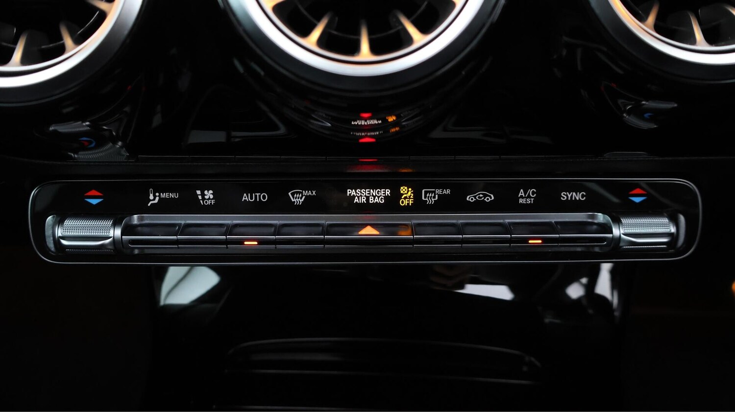 Used Mercedes-Benz CLA 2021 for sale - 76071471: Photo 13