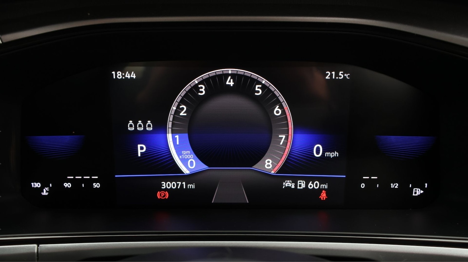 Used Volkswagen T-Roc for sale - 77759573: Photo 10