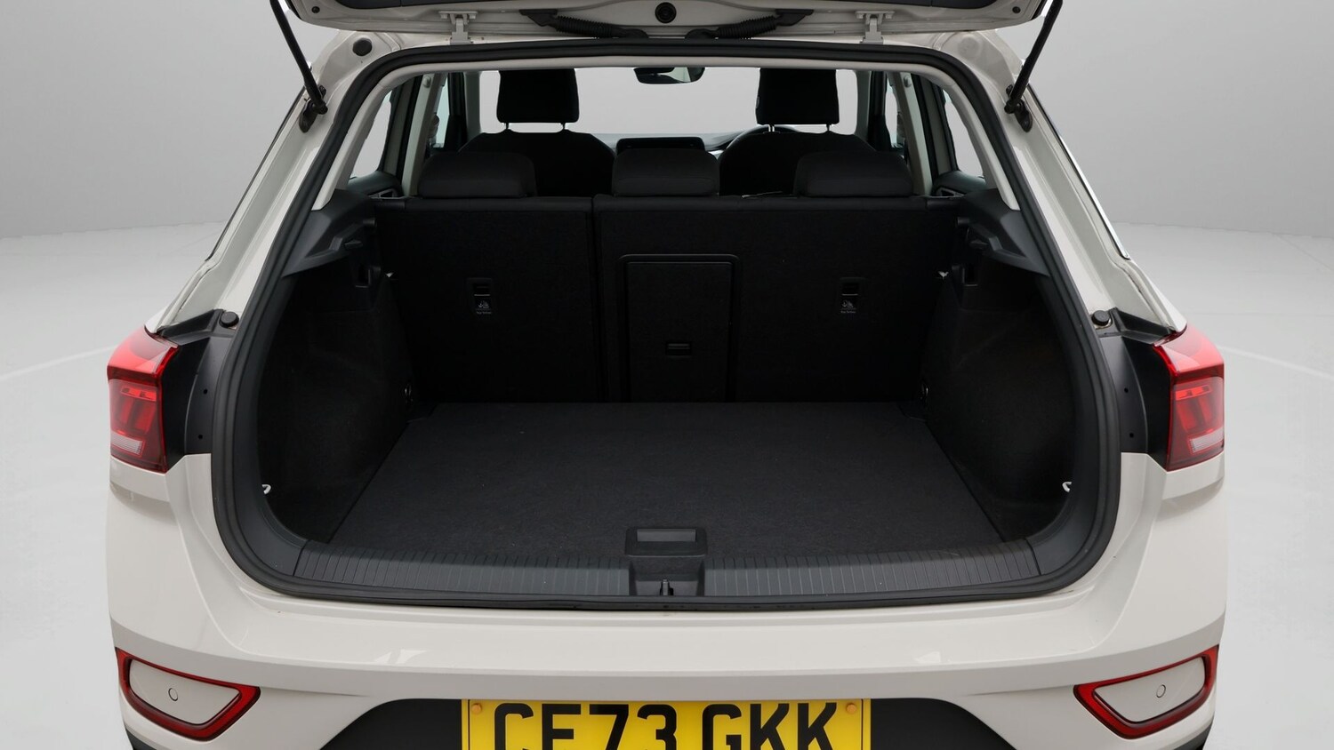 Used Volkswagen T-Roc for sale - 77759573: Photo 17