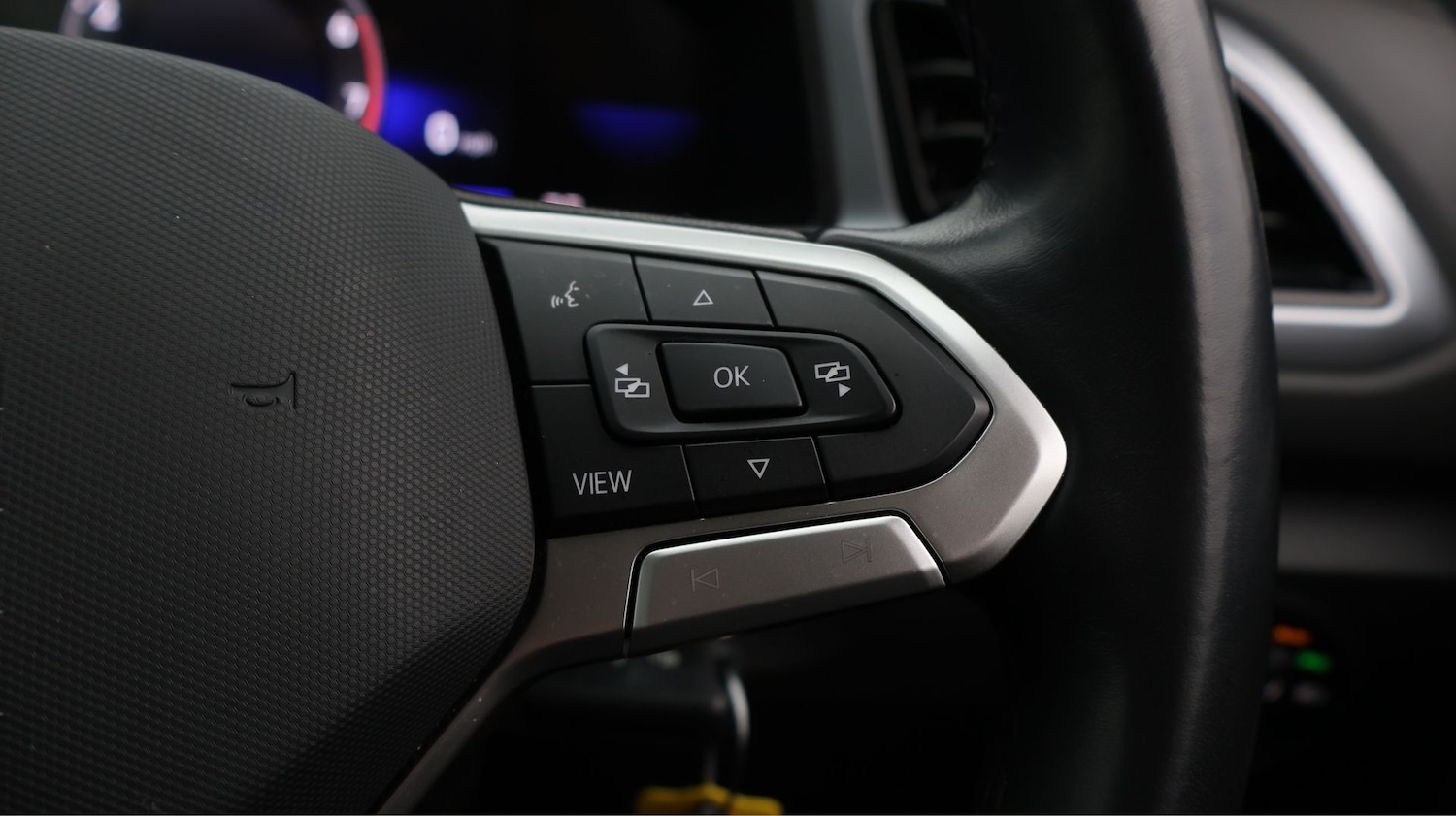 Used Volkswagen T-Roc for sale - 77759573: Photo 23