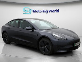 Tesla - Model 3
