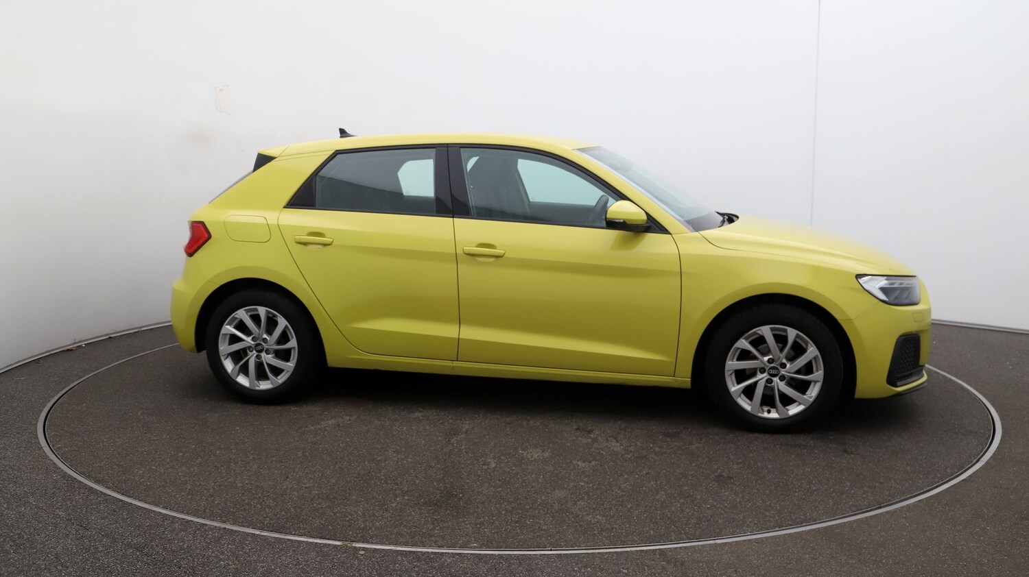 Used Audi A1 for sale - 76811075: Photo 40
