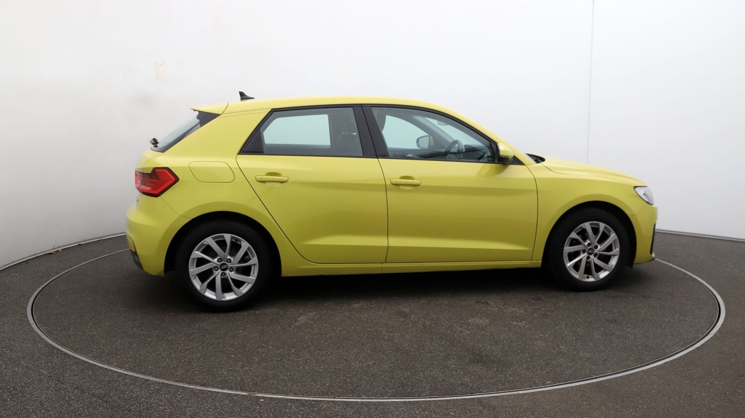 Used Audi A1 for sale - 76811075: Photo 42