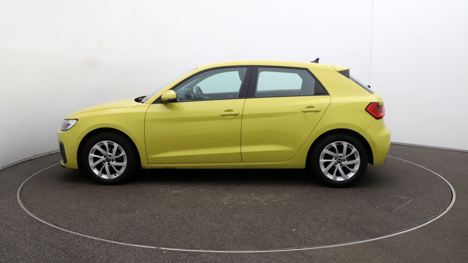 Used Audi A1 for sale - 76811075: Photo 56