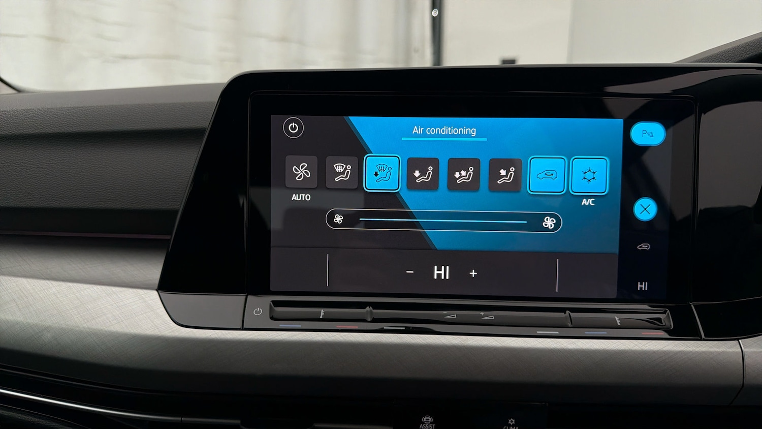 Used Volkswagen Golf 2023 for sale - 77997532: Photo 11