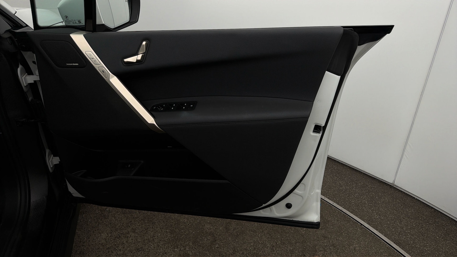 Used BMW iX 2024 for sale - 78011846: Photo 14