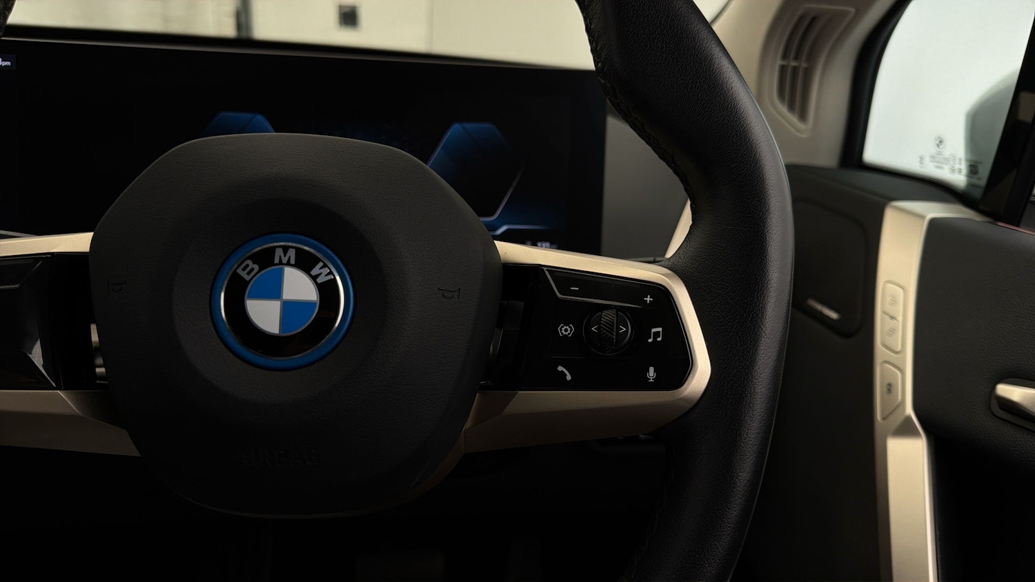 Used BMW iX 2024 for sale - 78011846: Photo 24