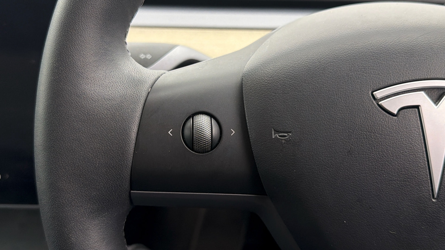 Used Tesla Model Y 2023 for sale - 77921127: Photo 22