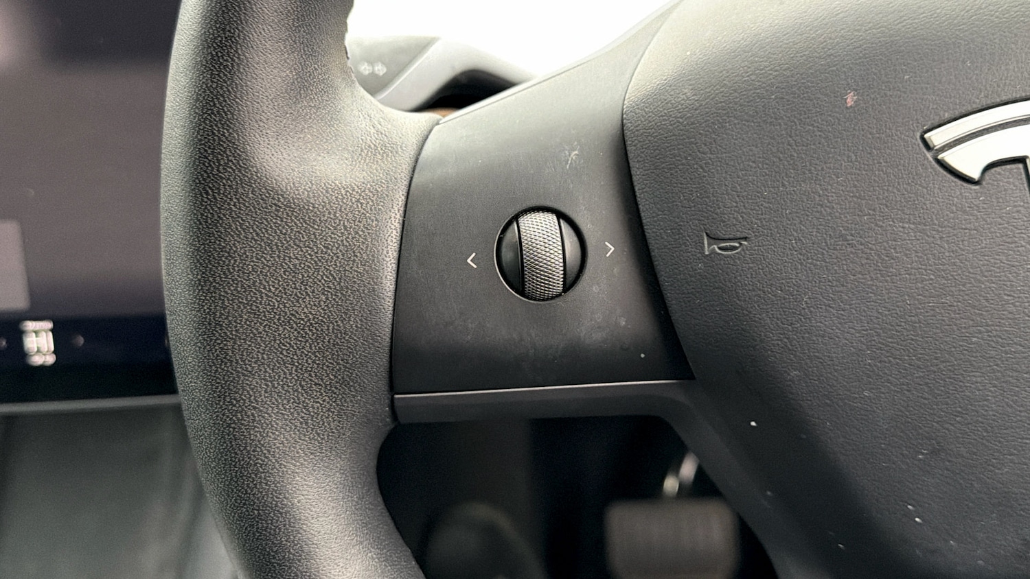 Used Tesla Model Y 2022 for sale - 77919159: Photo 23