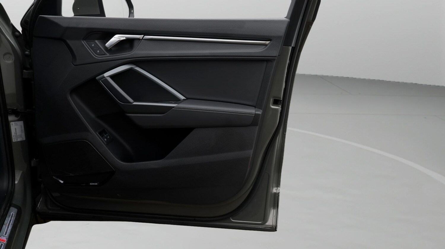 Used Audi Q3 for sale - 77864679: Photo 15