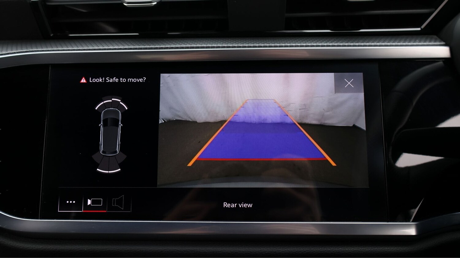 Used Audi Q3 for sale - 77864679: Photo 23