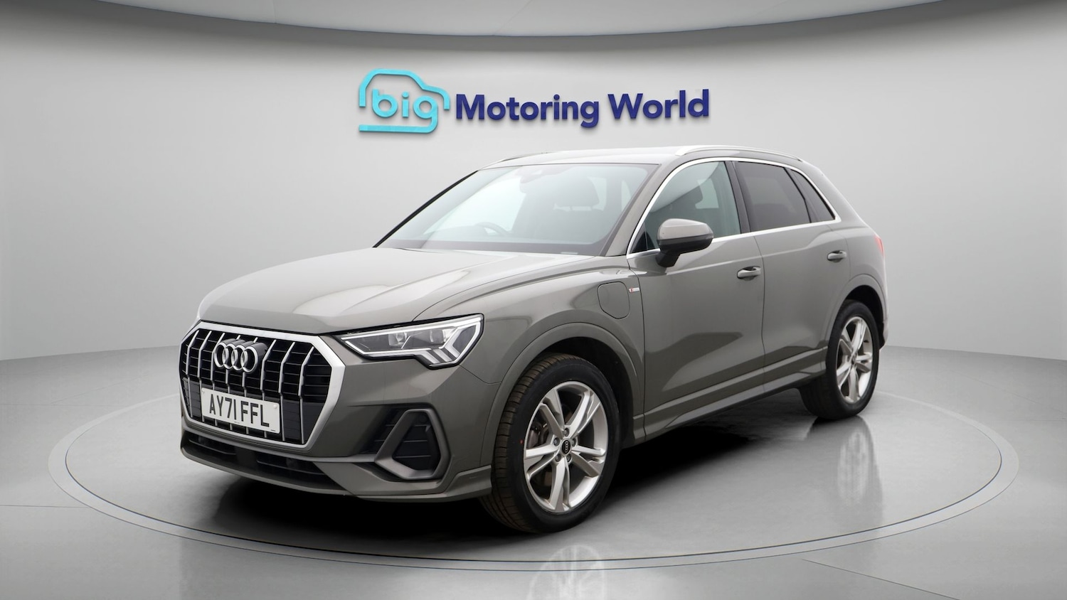 Used Audi Q3 for sale - 77864679: Photo 3