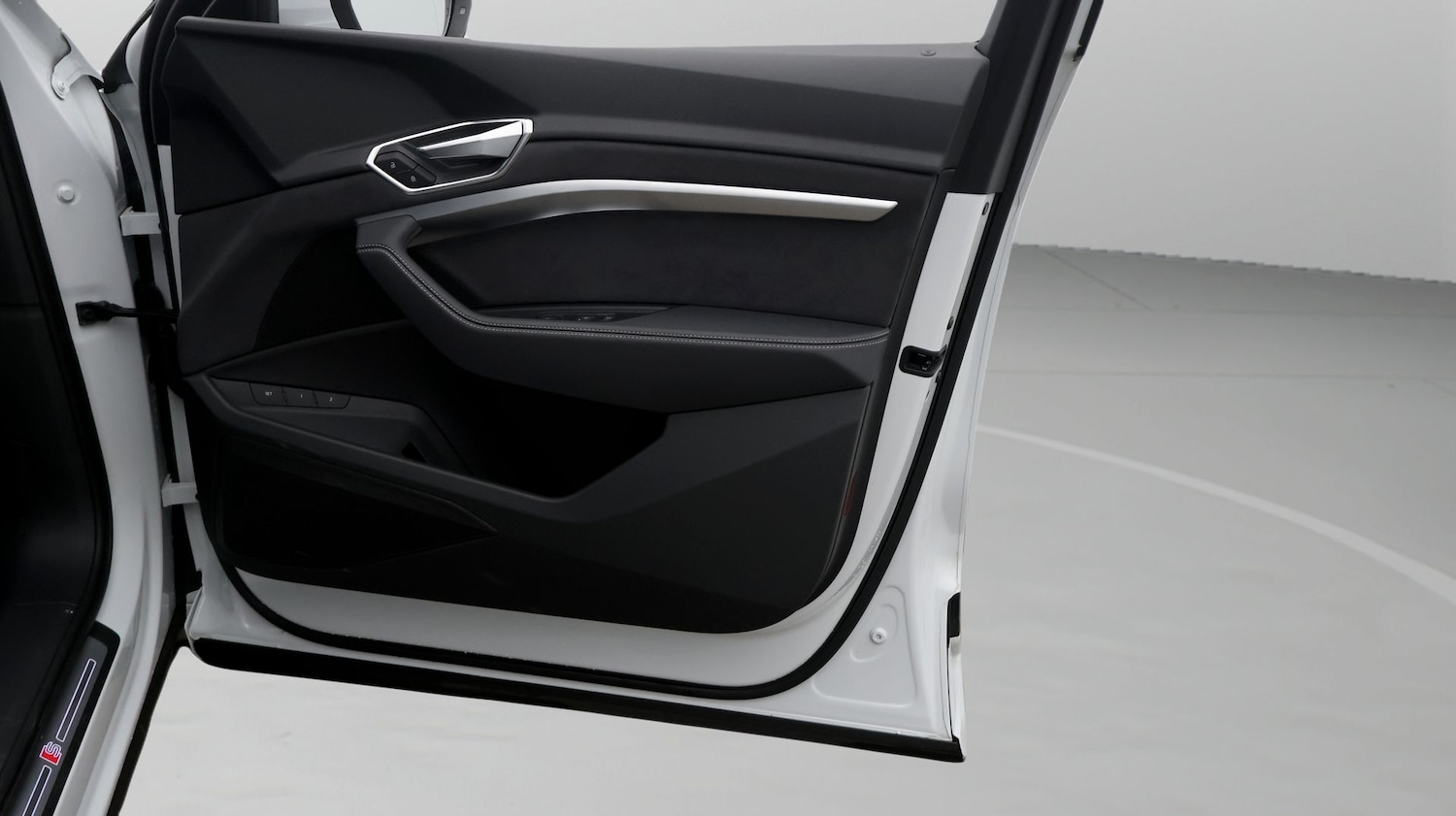 Used Audi e-tron 2022 for sale - 77192792: Photo 15