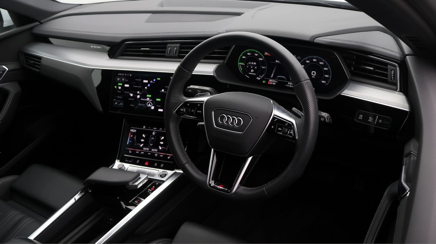 Used Audi e-tron 2022 for sale - 77192792: Photo 9