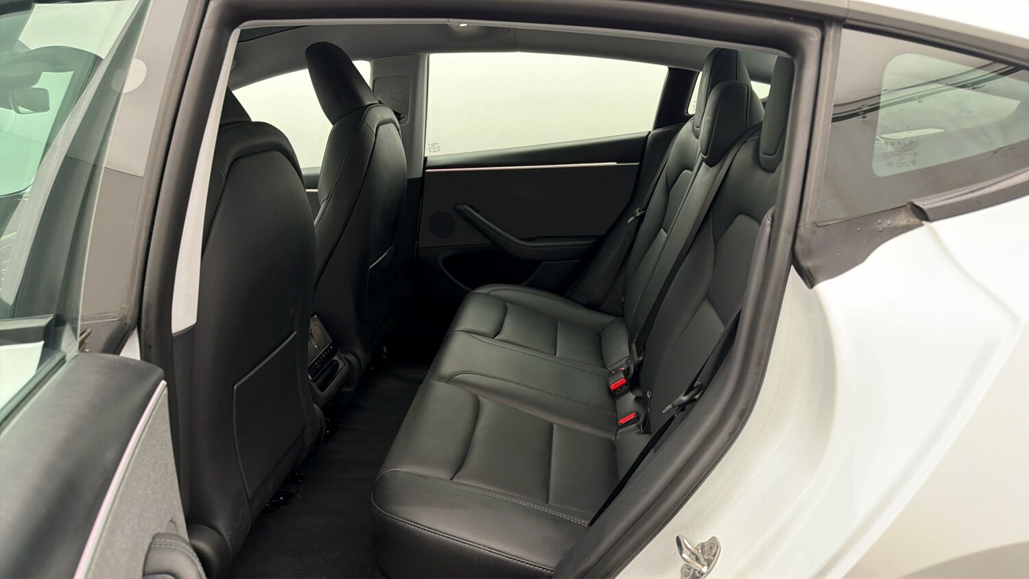 Used Tesla Model 3 2024 for sale - 77963012: Photo 15